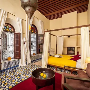 riad-tizwa.hotelfesmorocco.com/